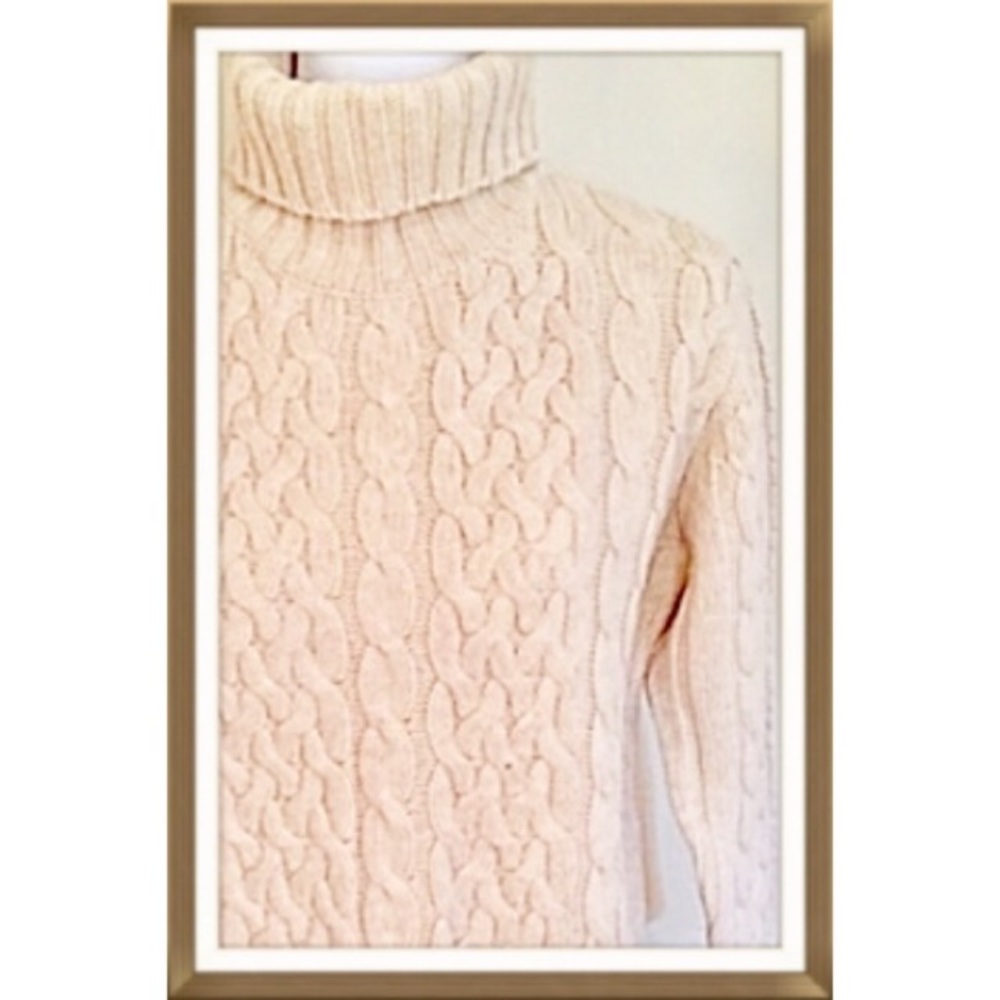 Valerie Stevens 100% lamb wool sweater
